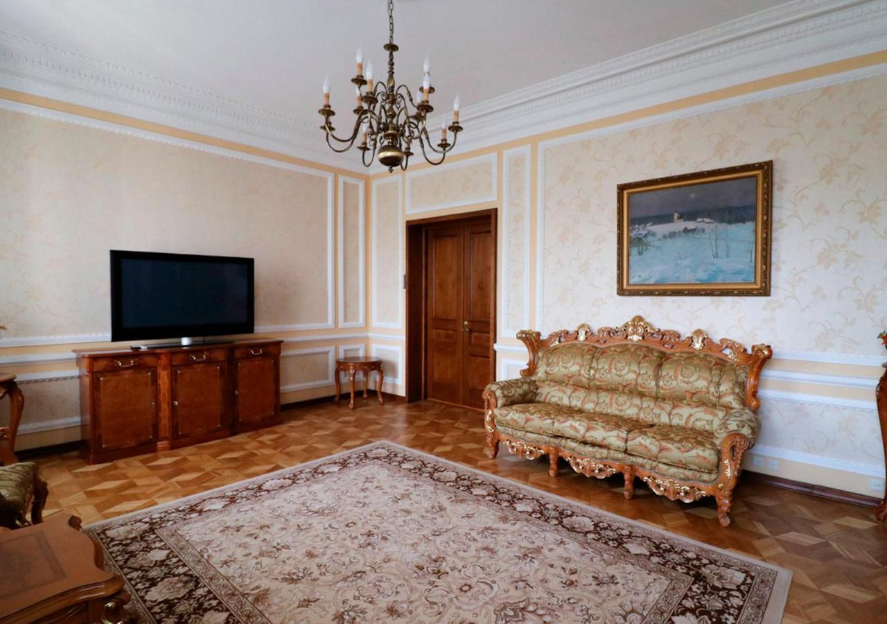 Vip Apartments Dipservice Hall Minsk Dış mekan fotoğraf