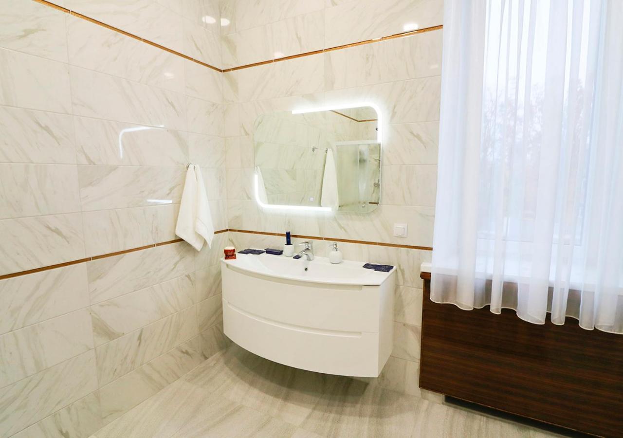 Vip Apartments Dipservice Hall Minsk Dış mekan fotoğraf