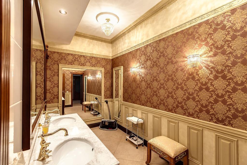 Vip Apartments Dipservice Hall Minsk Dış mekan fotoğraf